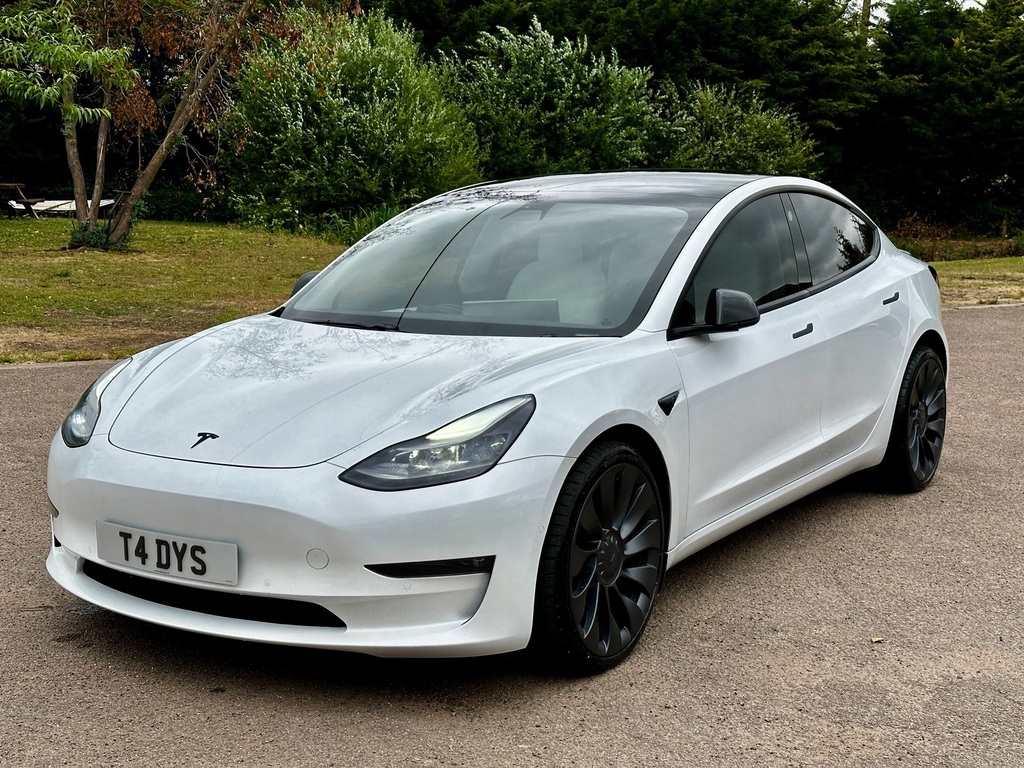 Compare Tesla Model 3 Saloon Dual Motor Performance 4Wde Perfor T4DYS White