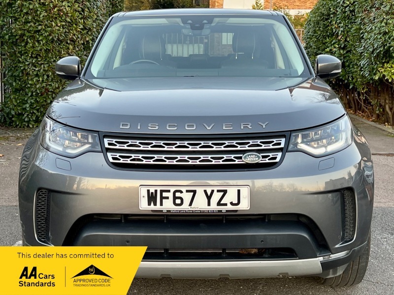 Compare Land Rover Discovery Td6 Hse - 2017 67 Plate WF67YZJ Grey