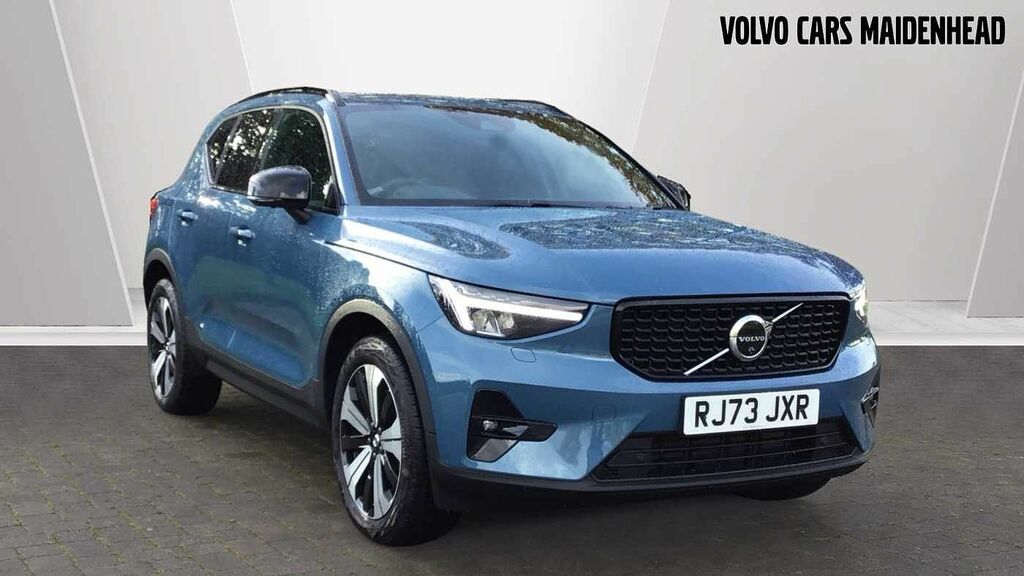 Compare Volvo XC40 Xc40 Ultimate T5 Recharge RJ73JXR Blue
