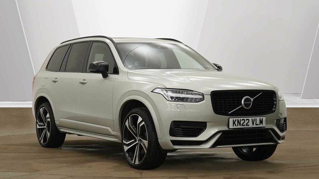 Compare Volvo XC90 Recharge R-design, T8 Awd Plug-in Hybrid, 7 Seats KN22VLM 