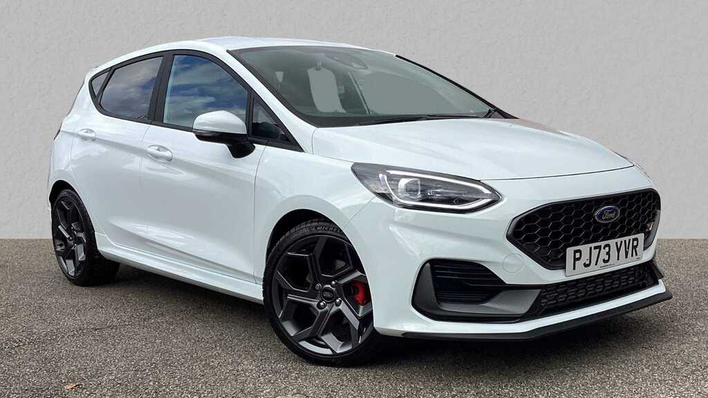 Compare Ford Fiesta 1.5 Ecoboost St-3 PJ73YVR White