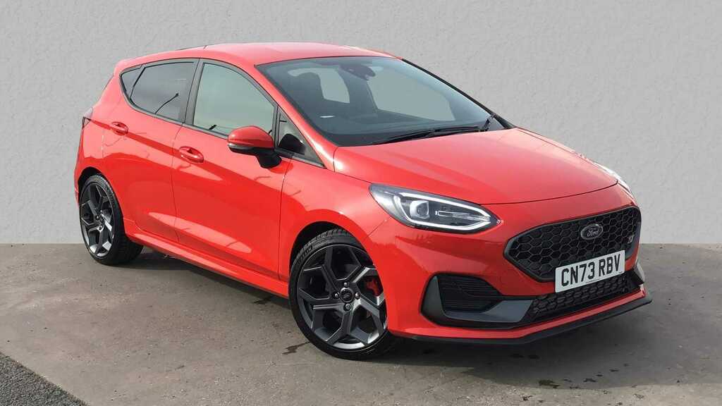 Compare Ford Fiesta 1.5 Ecoboost St-3 CN73RBV Red