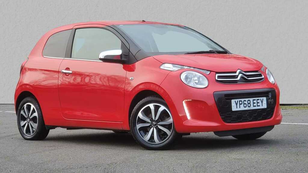 Compare Citroen C1 1.0 Vti 72 Flair YP68EEY Red