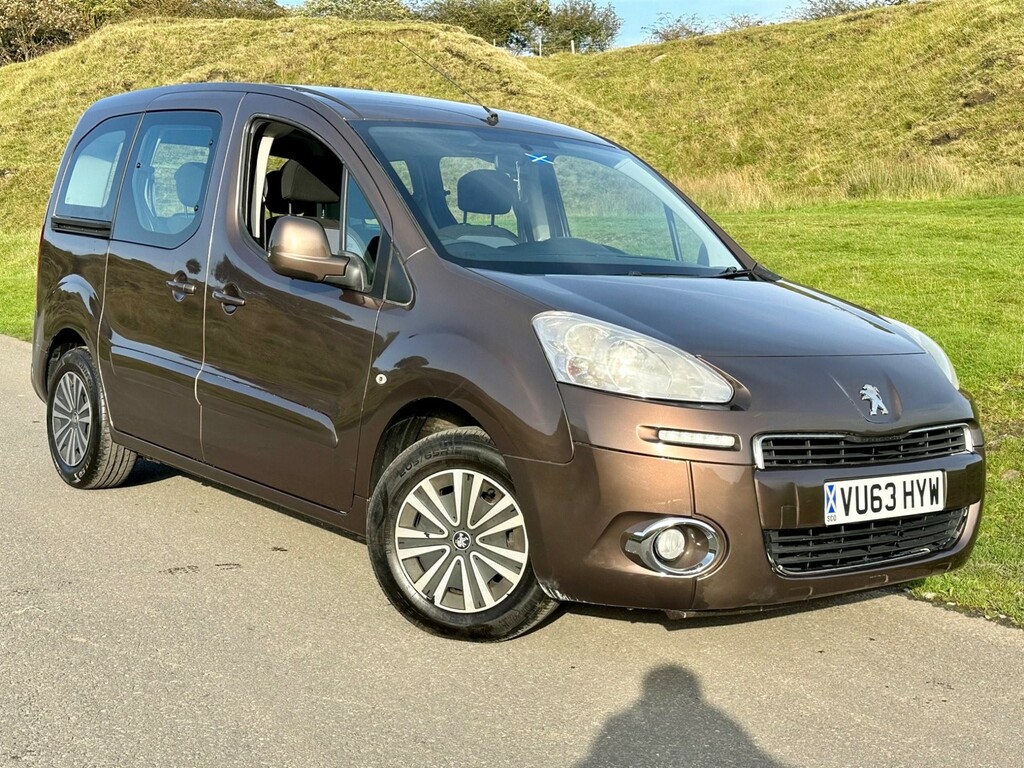 Compare Peugeot Partner Tepee 1.6 Hdi Tepee S Egc Ss VU63HYW Brown