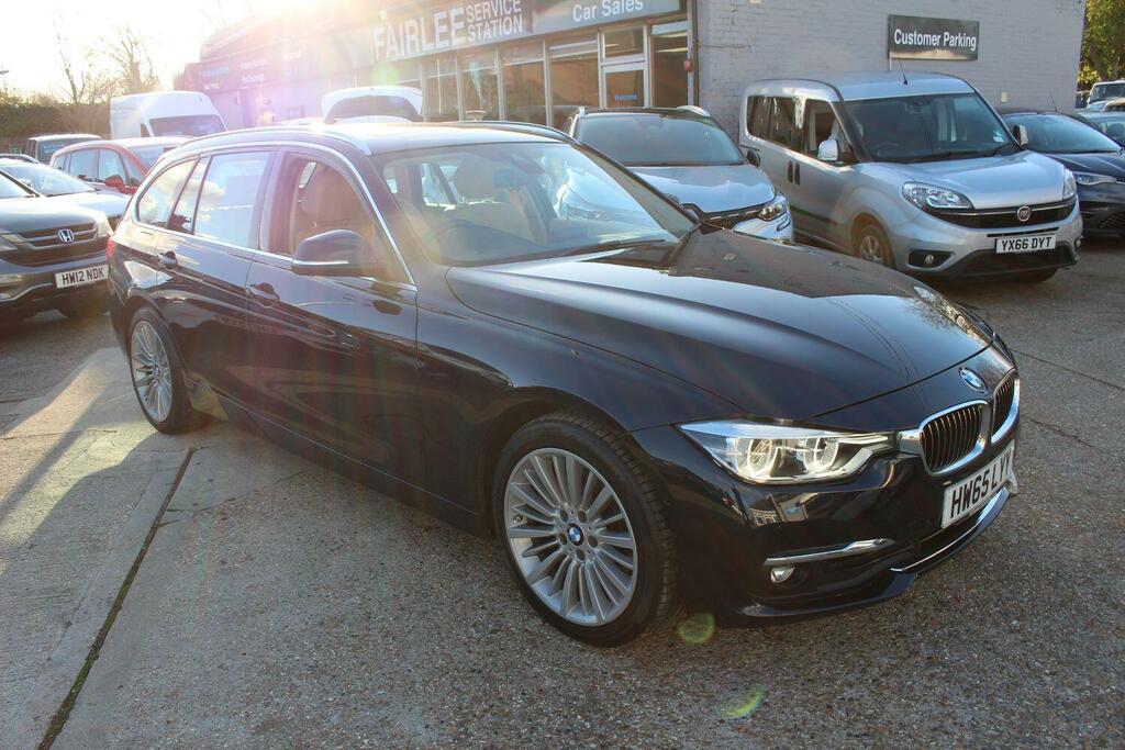 Compare BMW 3 Series 320D Luxury HW65LYY Blue
