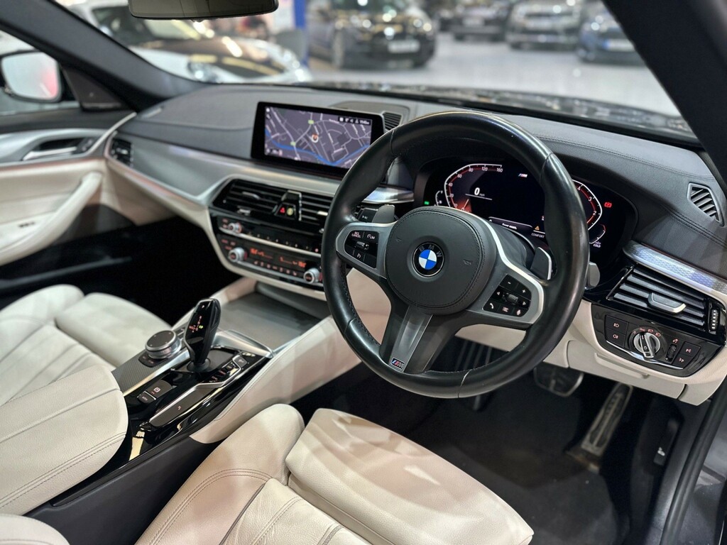 Compare BMW 5 Series 2020 70 2.0 PK70KZX Grey