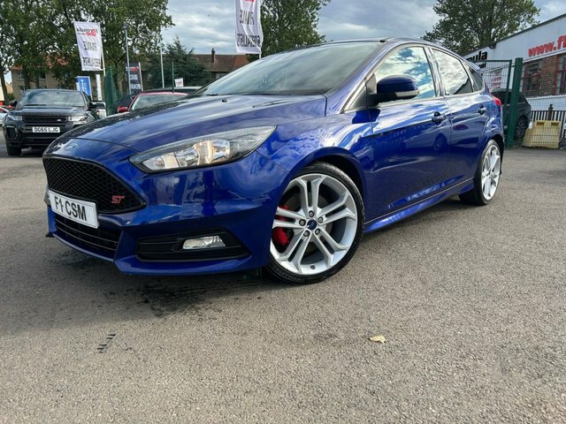 Compare Ford Focus St-2 Tdci CN65RSX Blue