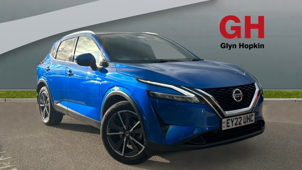 Compare Nissan Qashqai 1.3 Dig-t Mh 158 Tekna Xtronic EY22UHC Blue