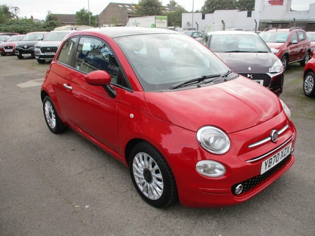 Compare Fiat 500 Lounge YB70XZX Red