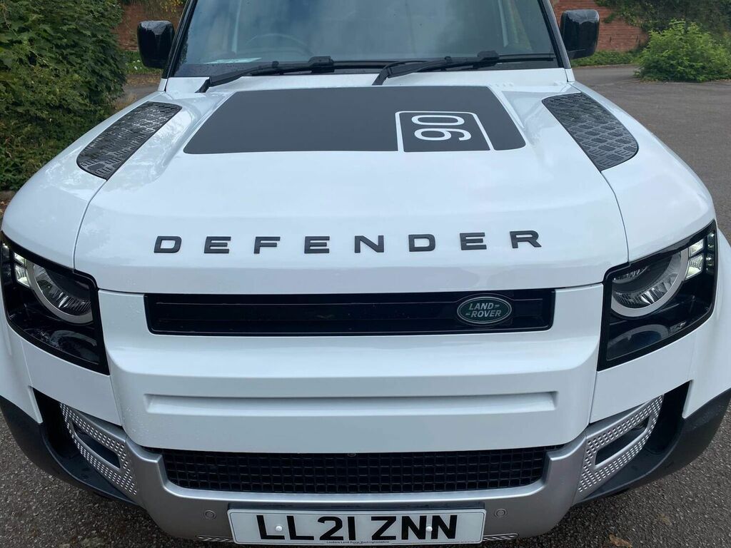 Compare Land Rover Defender 90 4X4 2.0 P300 S 4Wd Euro 6 Ss 202121 LL21ZNN White
