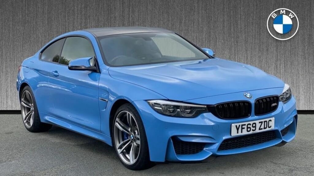 Compare BMW M4 Coupe YF69ZDC Blue