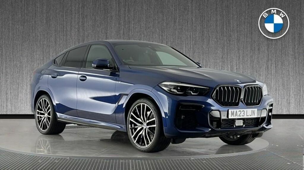Compare BMW X6 Xdrive30d M Sport MA23LJN Blue