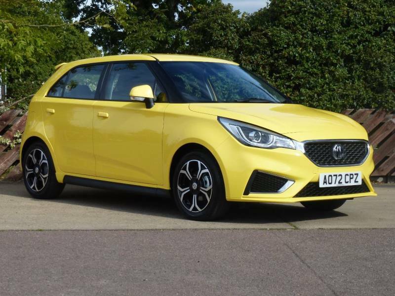 Compare MG MG3 Hatchback AO72CPZ Yellow