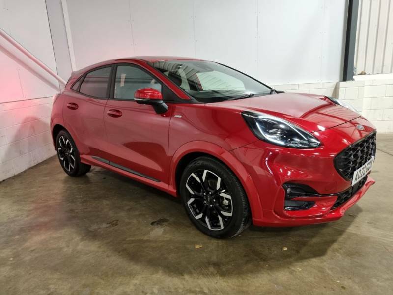 Compare Ford Puma Hatchback AO22GDX Red