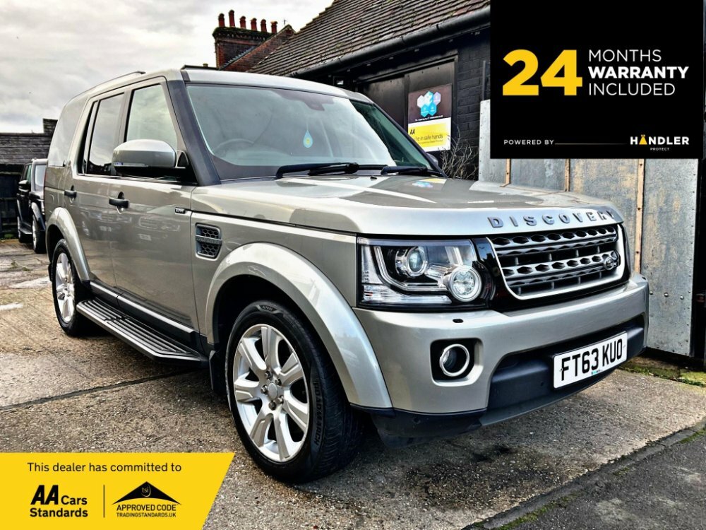 Compare Land Rover Discovery 4 Discovery Xs Sdv6 FT63KUO Gold