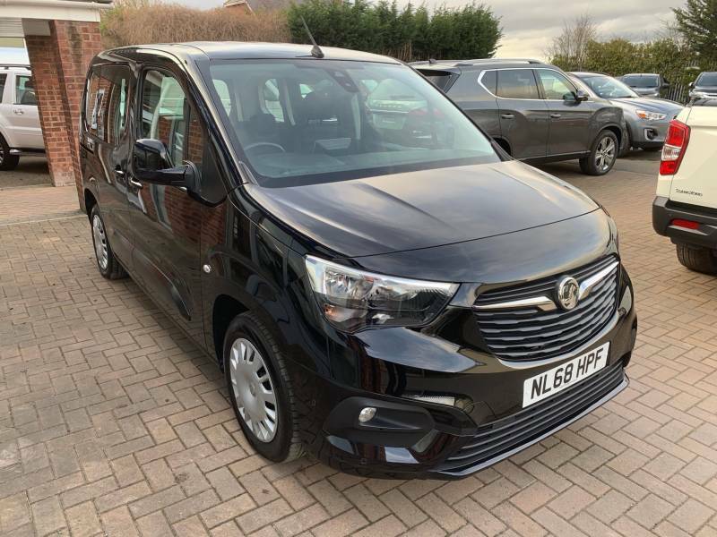 Compare Vauxhall Combo Life 1.5 Turbo D Blueinjection Energy Euro 6 Ss NL68HPF Black