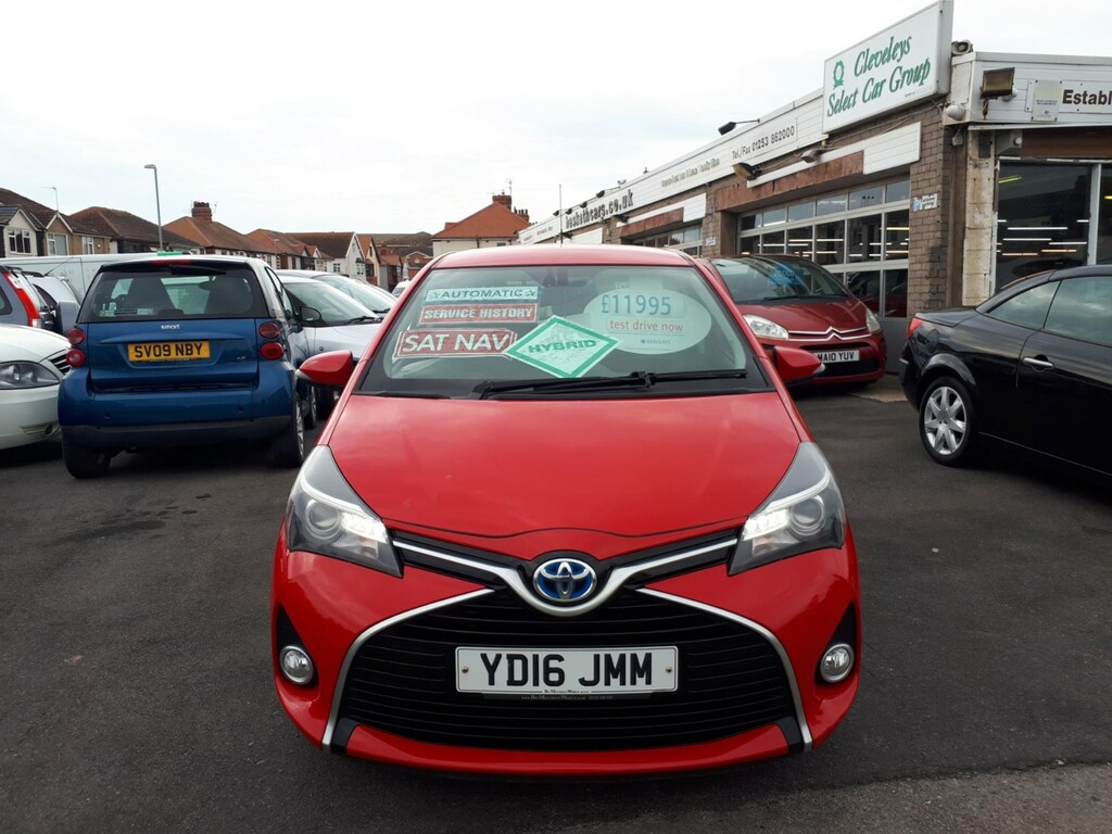 Compare Toyota Yaris 1.5 Hybrid Excel Cvt 5-Door From 11,195 YD16JMM Red