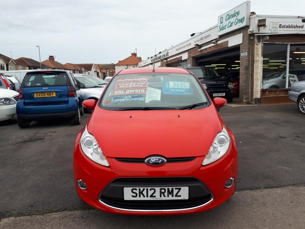 Compare Ford Fiesta 1.4 Zetec 5-Door From 8,895 Retail Pac SK12RMZ Red