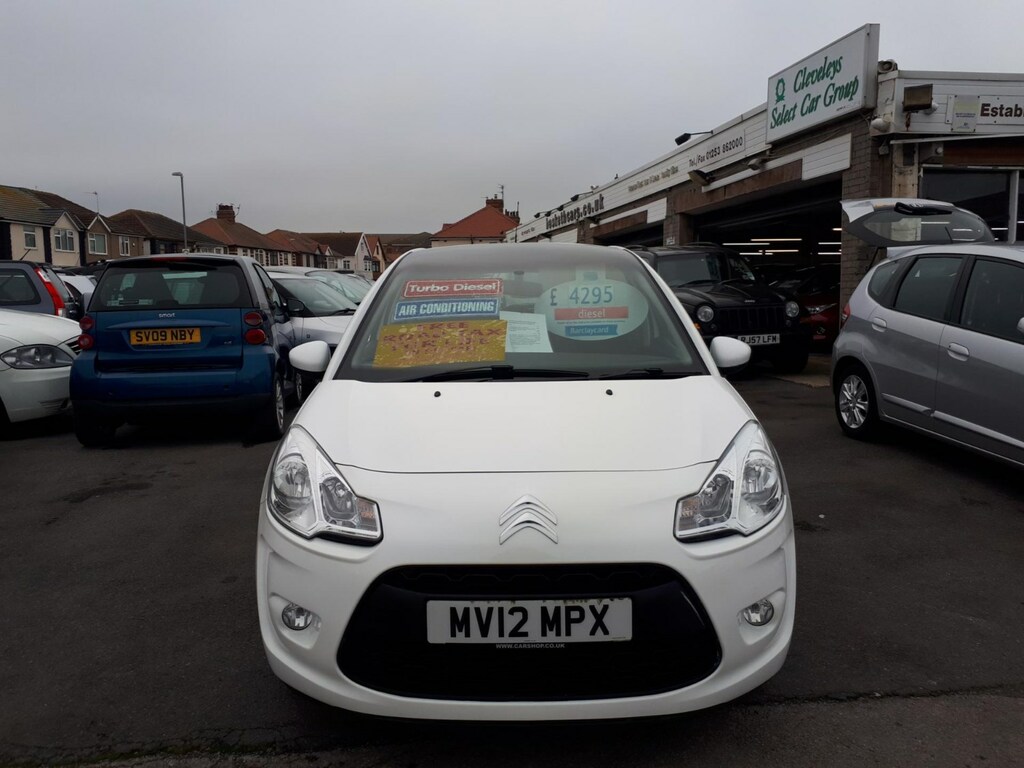 Compare Citroen C3 1.4 Hdi Vtr 5-Door From 3,195 Retail Pac MV12MPX White