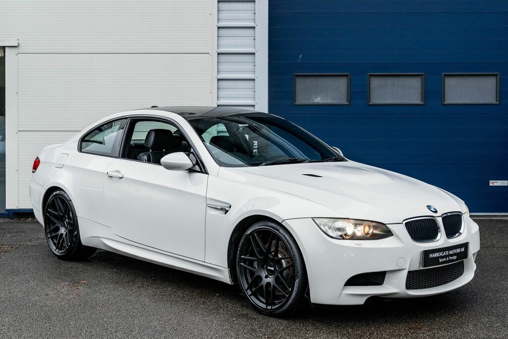 Compare BMW M3 4.0 Iv8 Coupe YF59CJU White