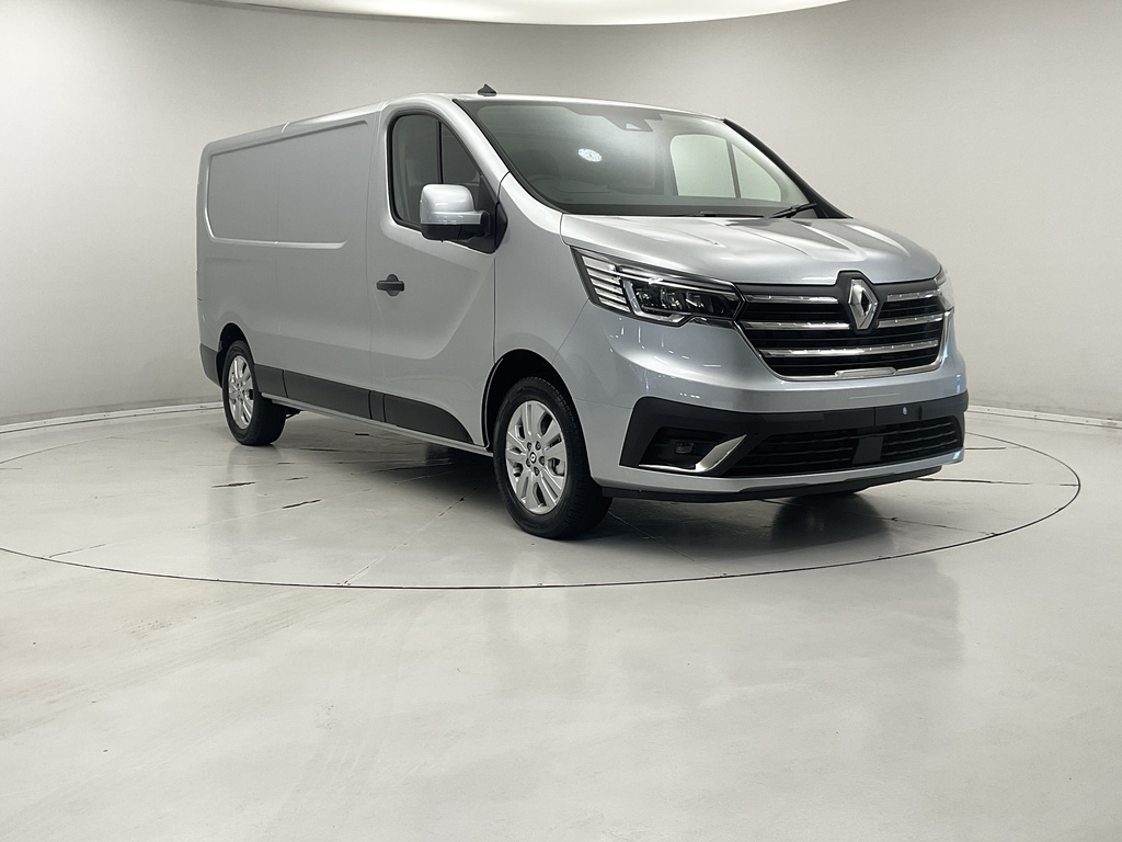 Compare Renault Trafic Ll30 Blue Dci 150 Extra Van DS73PRZ 