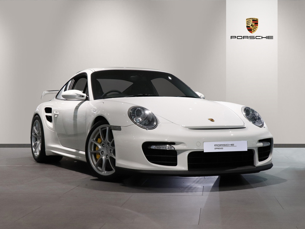 Compare Porsche 911 2dr  White