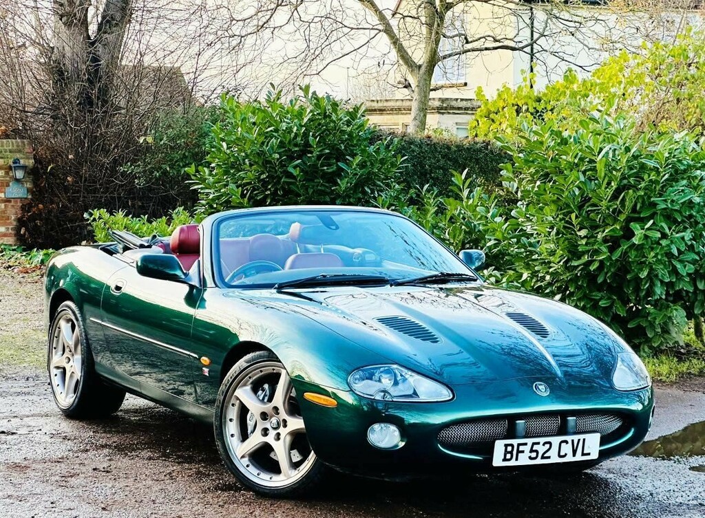 Compare Jaguar XKR Xkr Convertible BF52CVL Green