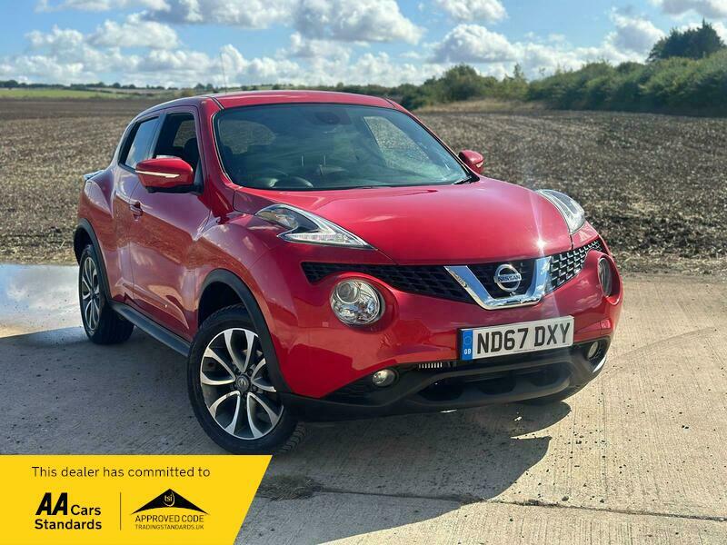 Compare Nissan Juke 1.5 Dci Tekna Suv ND67DXY Red