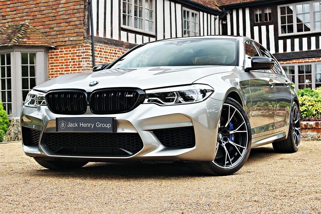 Compare BMW M5 Competition SW20FNV Grey