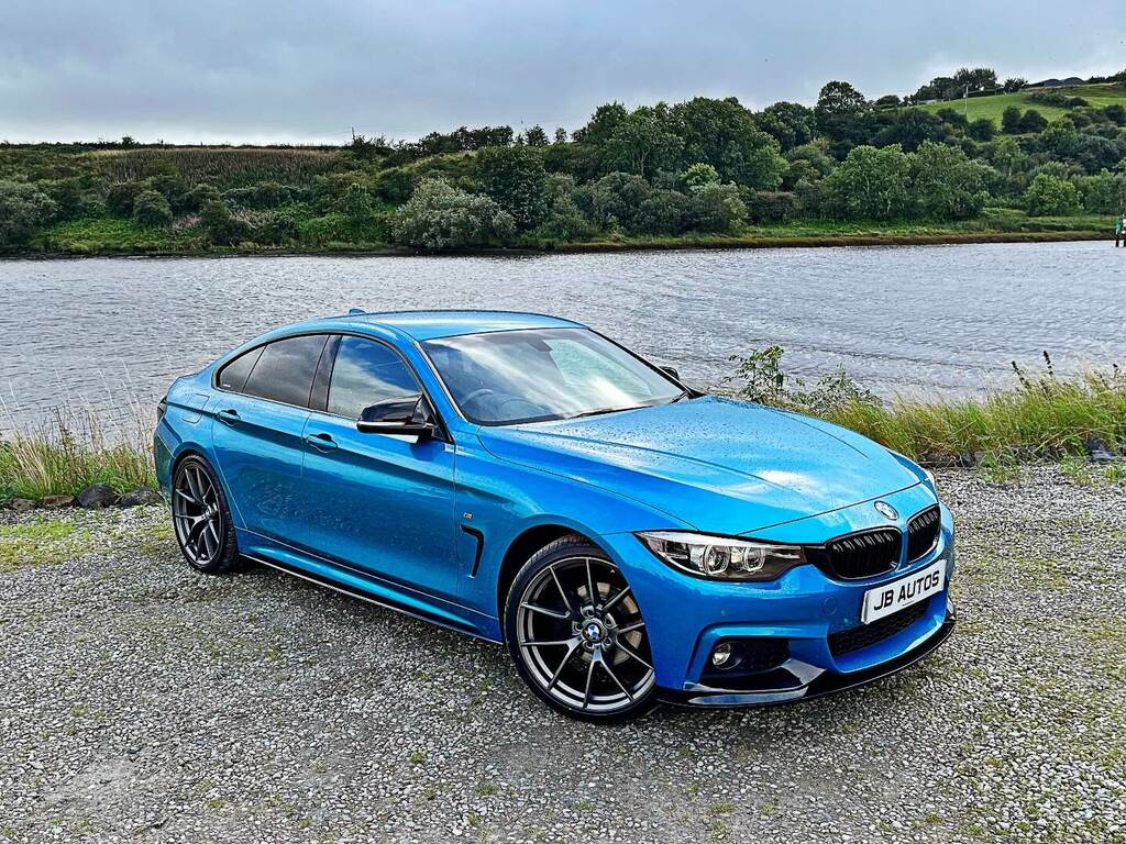 Compare BMW 4 Series 420D 190 M Sport FF05BEN Blue