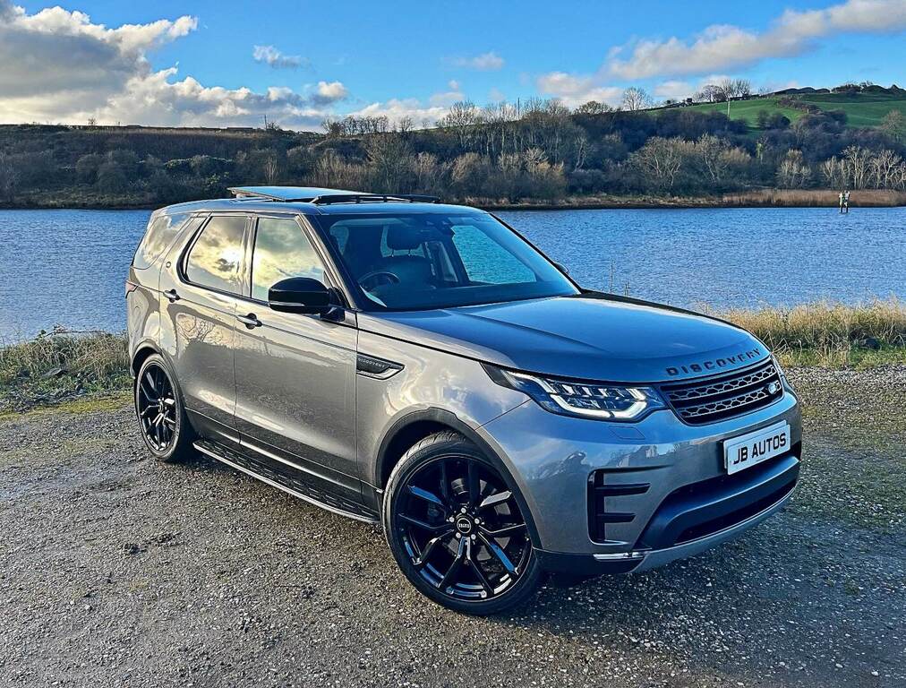 Compare Land Rover Discovery Td6 Se YH17YJB Grey