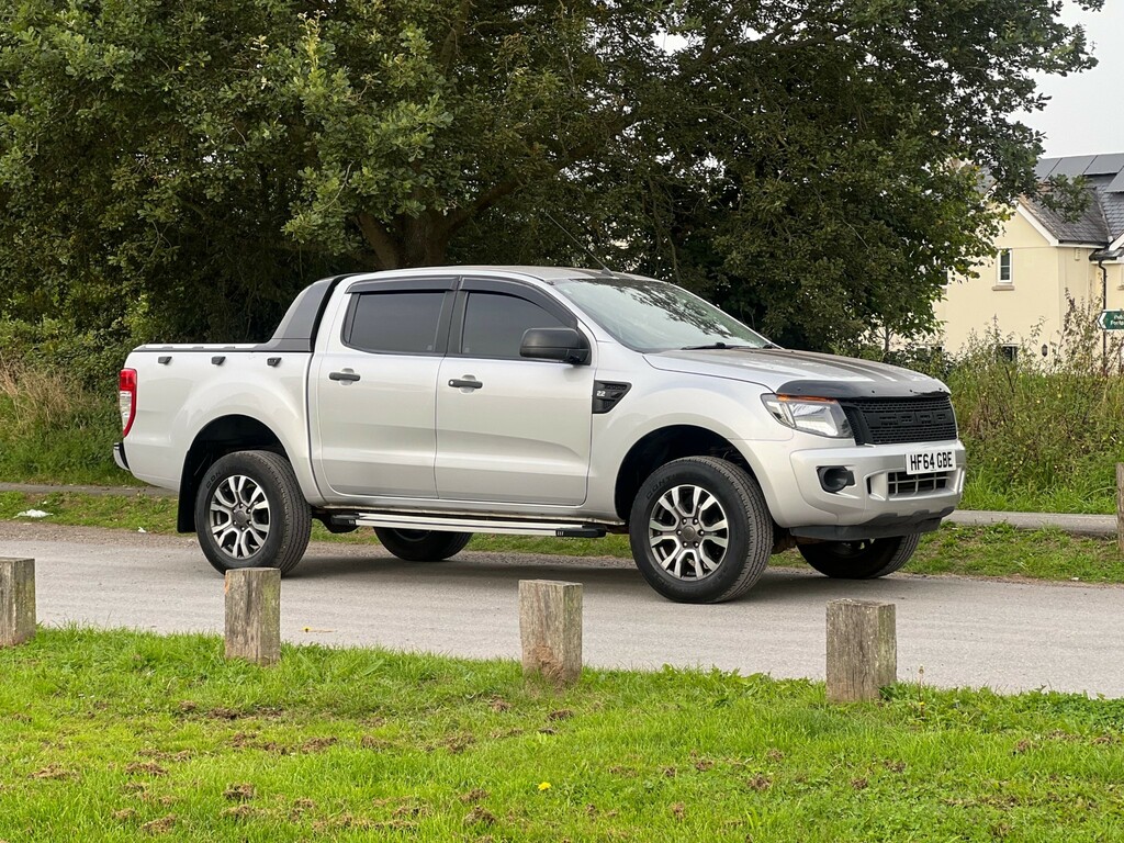 Compare Ford Ranger XL 4X4 Dcb Tdci HF64GBE Silver