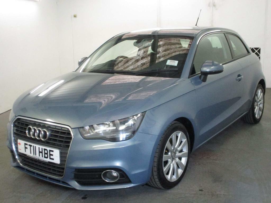 Compare Audi A1 1.6 Tdi Sport Euro 5 Ss FT11HBE Blue
