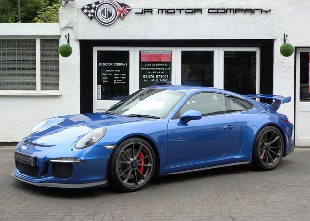 Compare Porsche 911 911 Gt3 KU64WZJ Blue