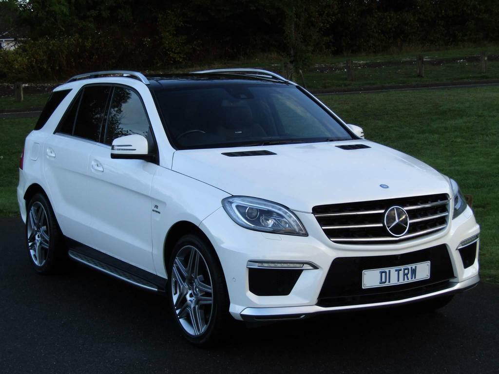 Compare Mercedes-Benz M Class 5.5 Ml63 V8 Amg Spds7gt 4Wd Euro 5 Ss  White