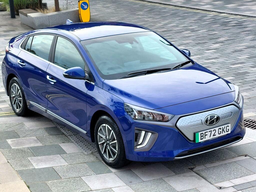 Compare Hyundai Ioniq Ioniq Premium Bev BF72GKG Blue