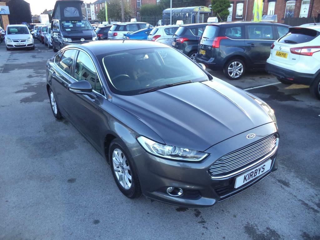 Compare Ford Mondeo Mondeo Zetec LT15CCY Grey