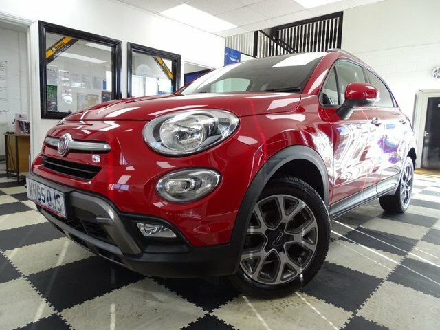 Compare Fiat 500X Hatchback WN65OJS Red