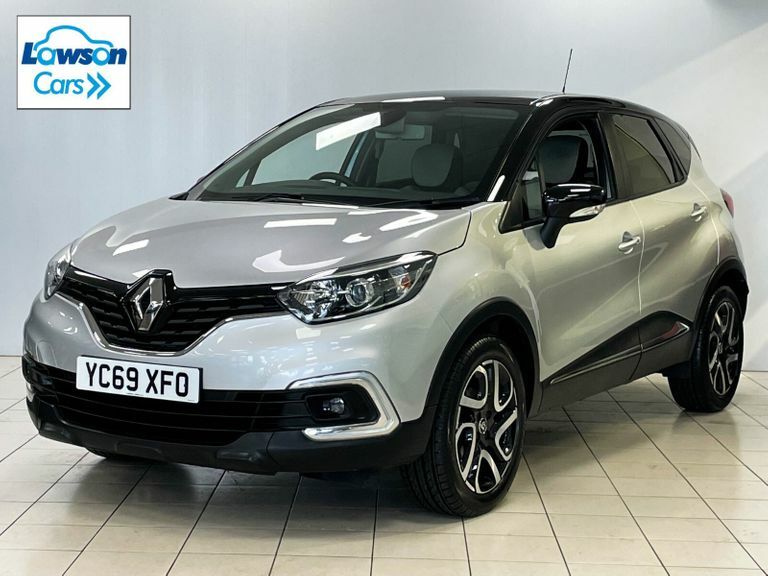 Compare Renault Captur 0.9 Tce 90 Iconic YC69XFO Silver