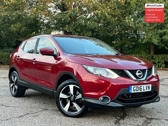 Compare Nissan Qashqai 1.6 N-connecta Dci Xtronic 128 Bhp GD16LVN Red