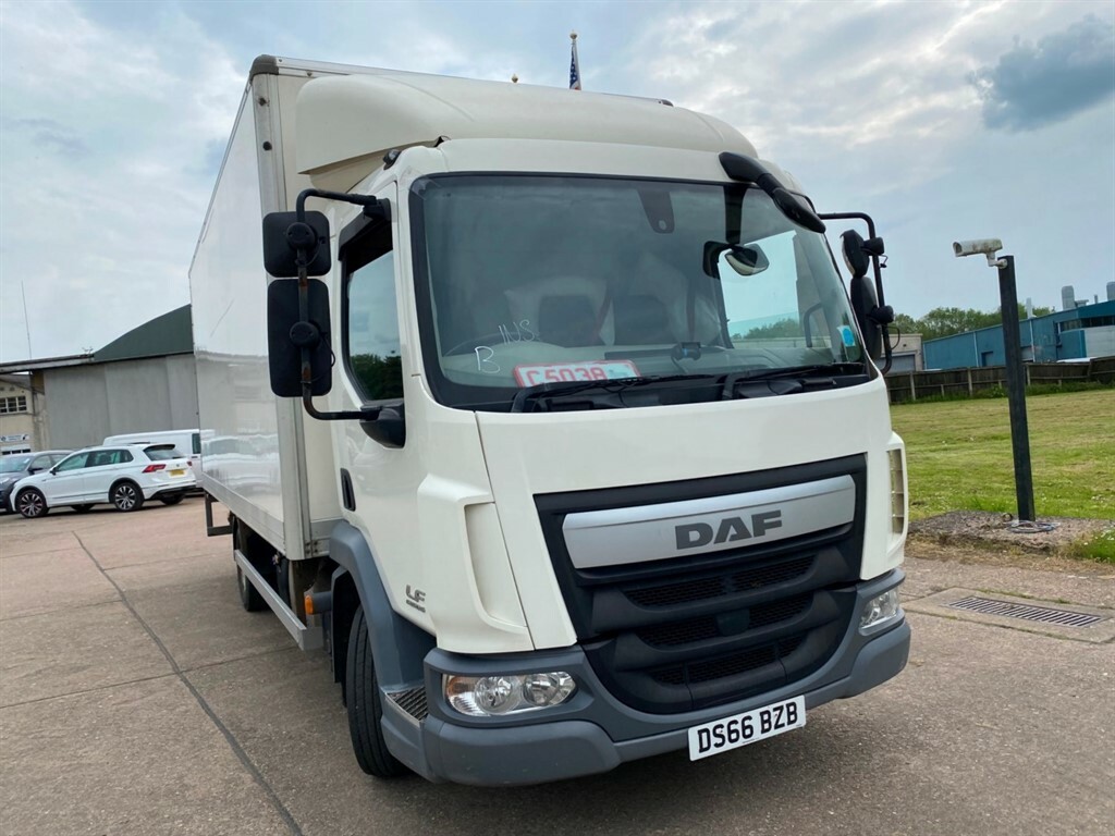 Compare DAF All Models 4.5L 7.5T Lf45.150 E6 20Ft Box Lorry DS66BZB White