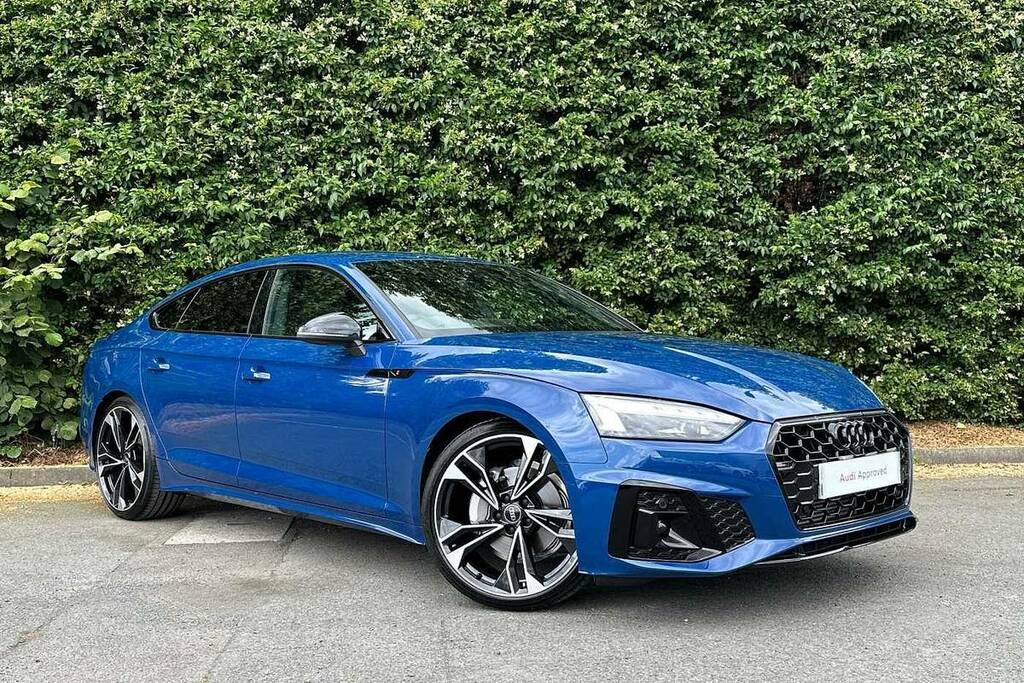 Compare Audi A5 40 Tfsi 204 Black Edition S Tronic VN23KMY Blue