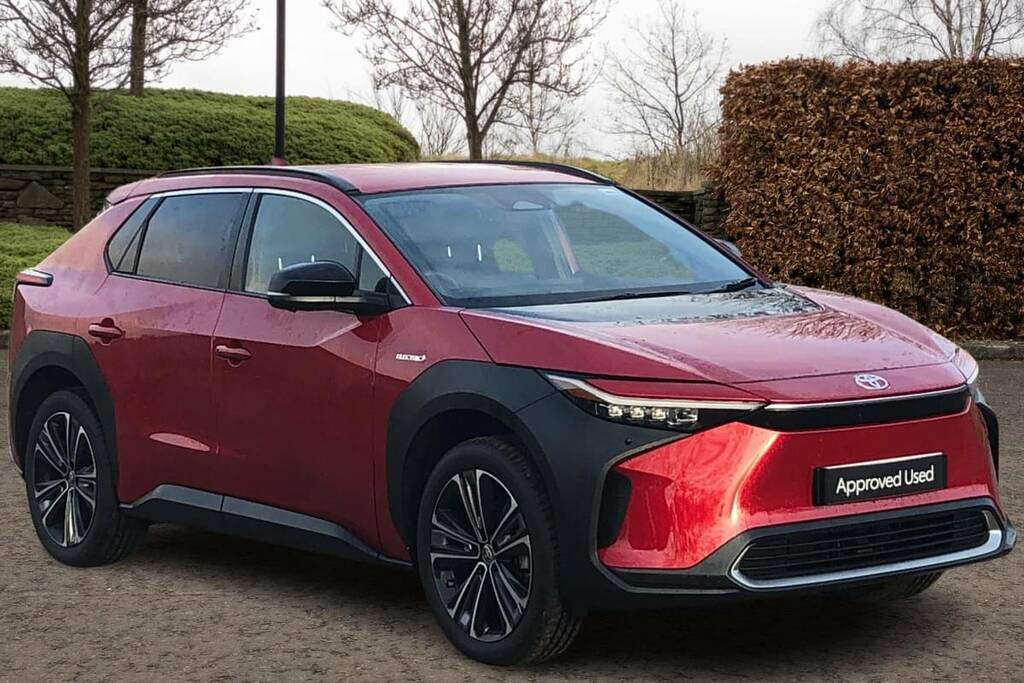 Compare Toyota bZ4X 150Kw Vision 71.4Kwh VN72UBK Red