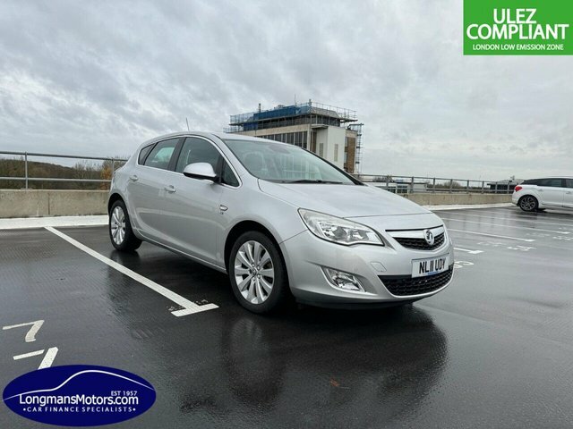 Compare Vauxhall Astra 1.6 Se 113 Bhp NL11UDY Silver