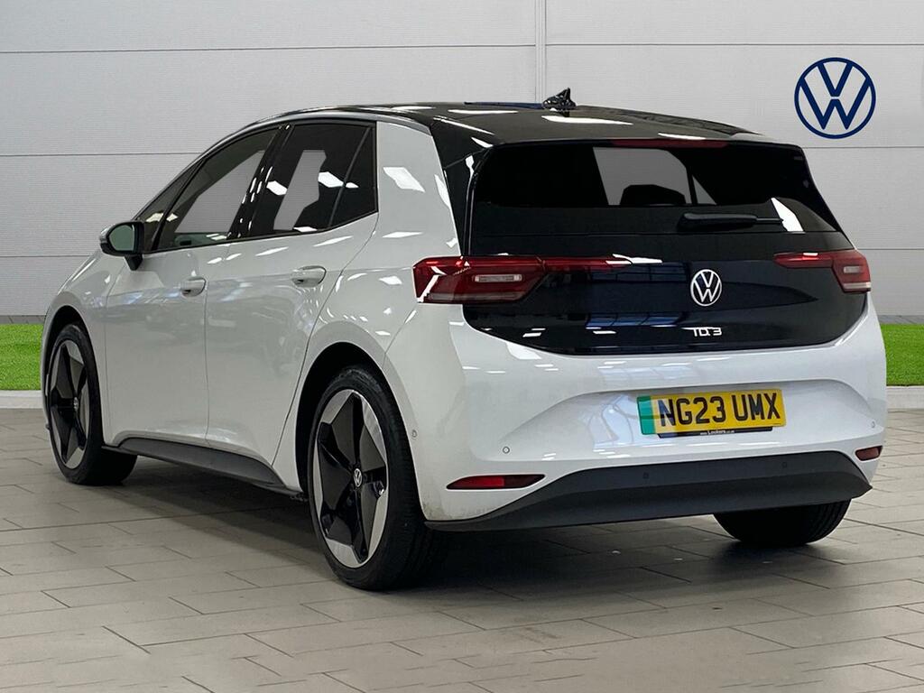 Compare Volkswagen ID.3 150Kw Pro Launch Edition 3 58Kwh NG23UMX White