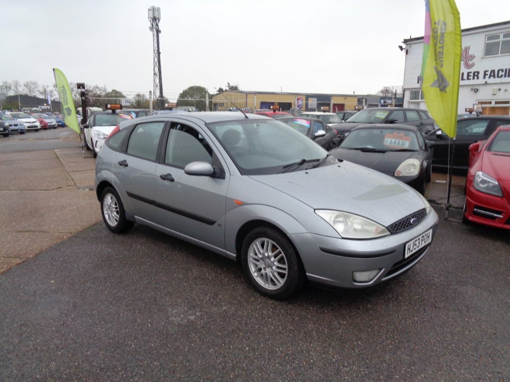 Compare Ford Focus 1.6 LX 5-Door HJ53POH Silver