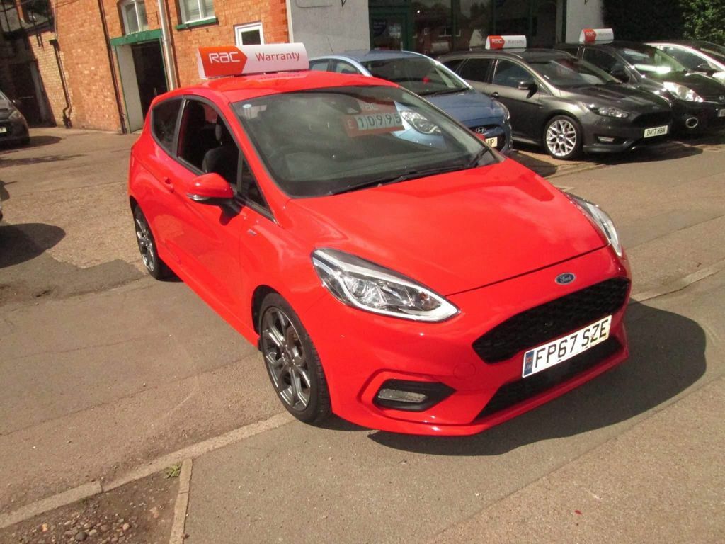 Compare Ford Fiesta St-line FP67SZE Red