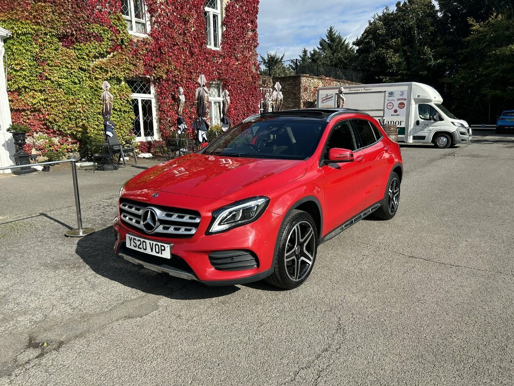 Compare Mercedes-Benz GLA Class 1.6 Gla200 Amg Line Edition Plus Suv YS20VOP Red