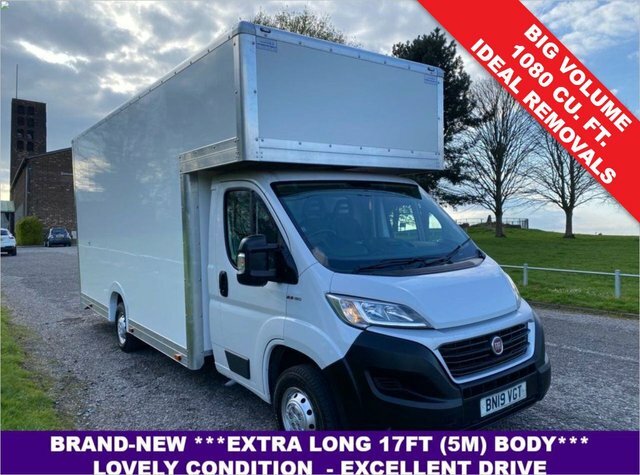 Compare Fiat Ducato 2.3 3.5T 5M 16Ft 5In Luton Transit Removal Van, BN19VGT White