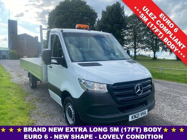 Compare Mercedes-Benz Sprinter 2.0 315Cdi Lwb 3.5T. Extra Long 5M 17Ft Dropside KN21VHA White